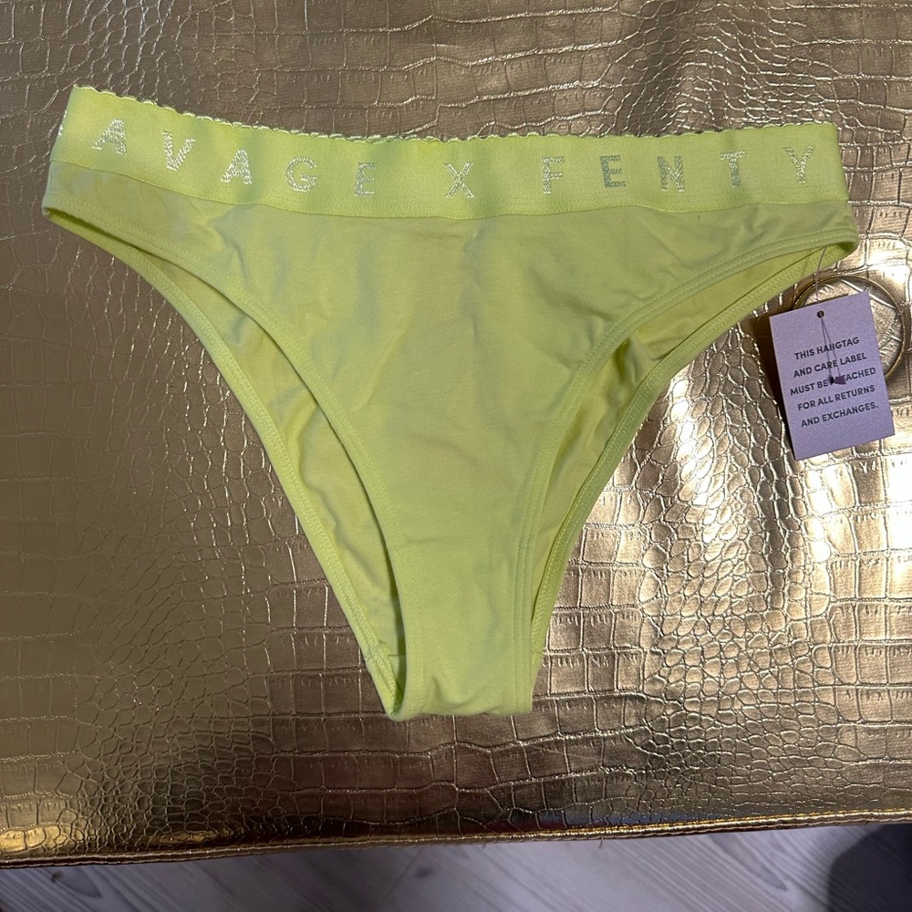 BNWT Savage x Fenty High Leg High Waist Bikini Undie Green Lemongrass S